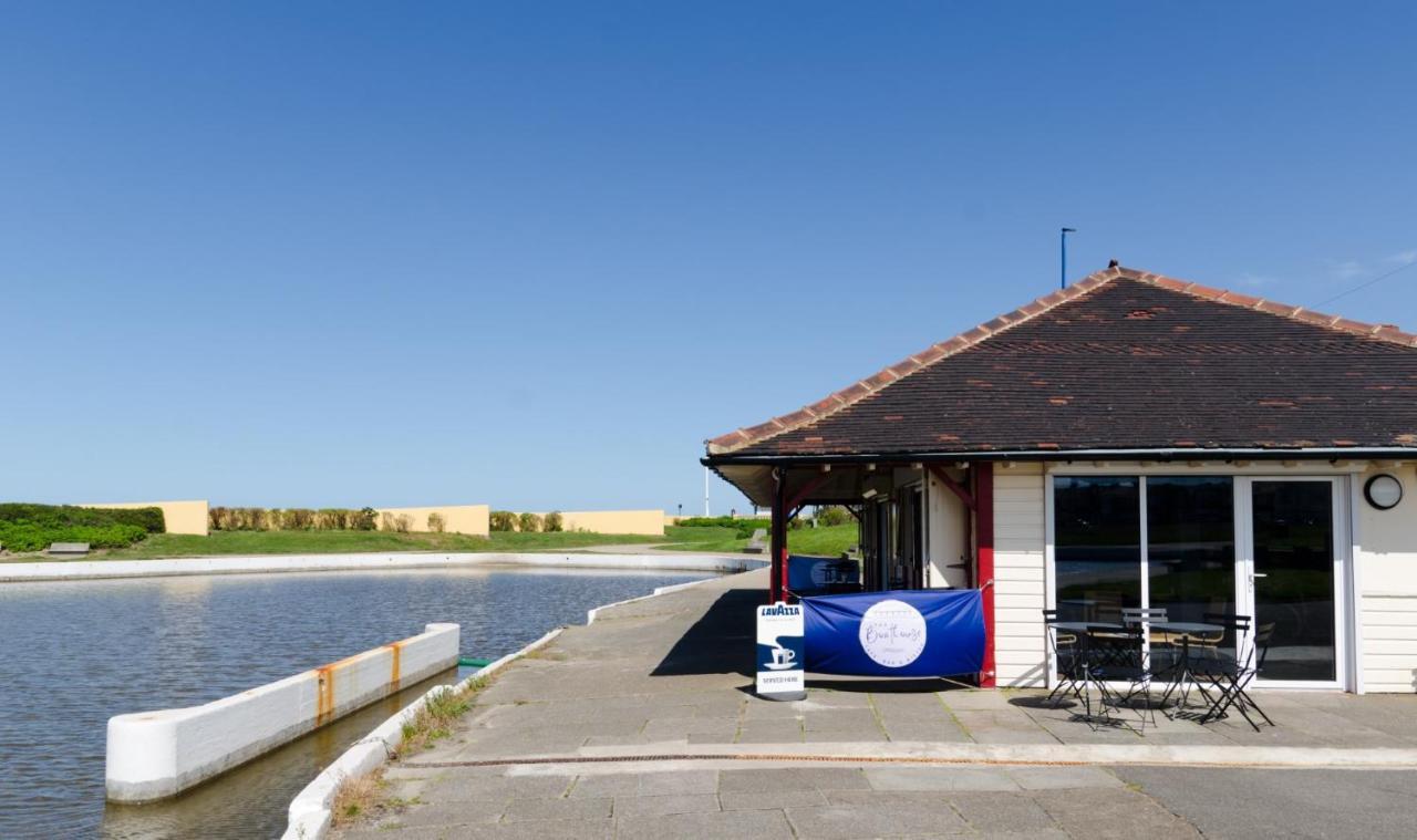 The Waterside Hotel Redcar Buitenkant foto